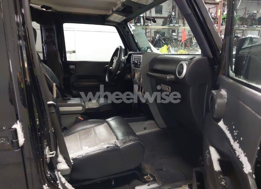 Photo 5 of 2009 Jeep Wrangler UNLIMITED SAHARA (VIN 1J4GA591X9L705804)