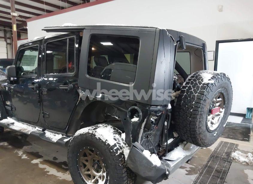 Photo 6 of 2009 Jeep Wrangler UNLIMITED SAHARA (VIN 1J4GA591X9L705804)