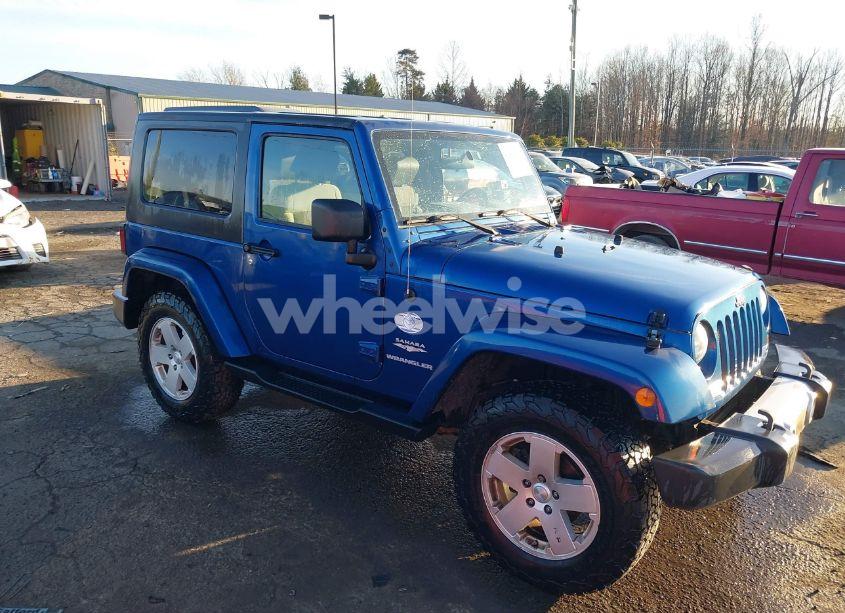 2010 Jeep Wrangler SAHARA (VIN 1J4GA5D11AL105992) main photo