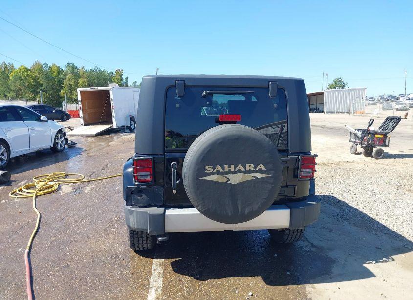 Photo 16 of 2010 Jeep Wrangler SAHARA (VIN 1J4GA5D1XAL216217)
