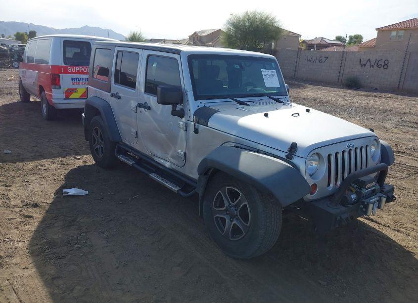 2008 Jeep Wrangler UNLIMITED RUBICON (VIN 1J4GA69118L648168) main photo