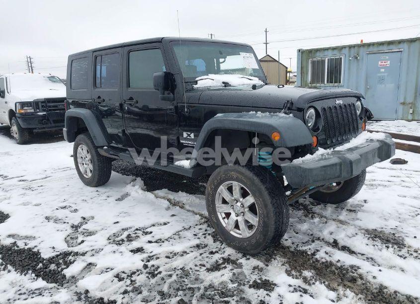 2008 Jeep Wrangler UNLIMITED X (VIN 1J4GB39128L576666) main photo