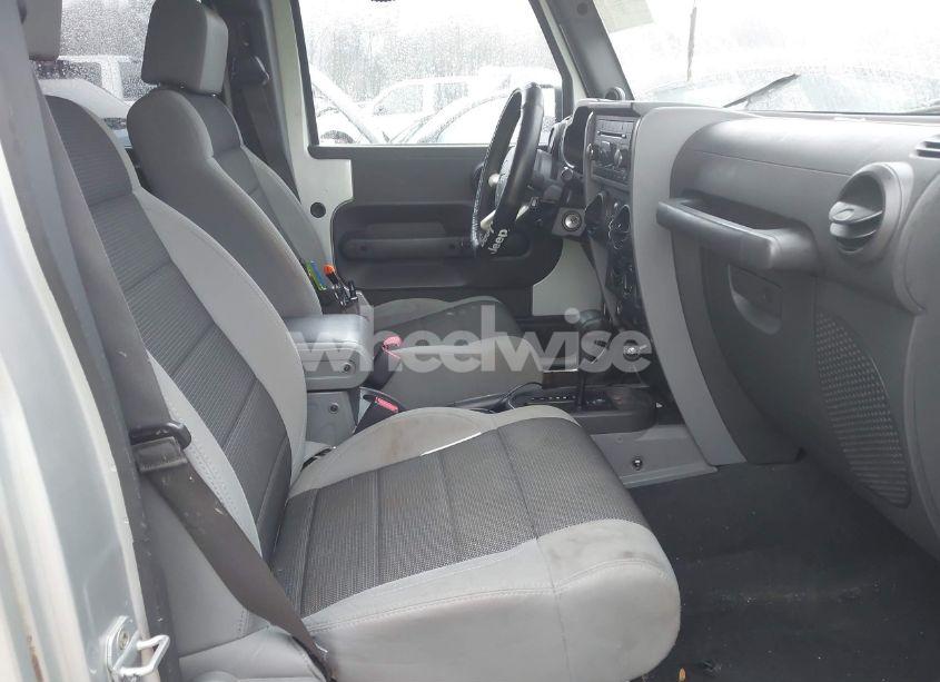 Photo 5 of 2007 Jeep Wrangler UNLIMITED X (VIN 1J4GB39187L215683)