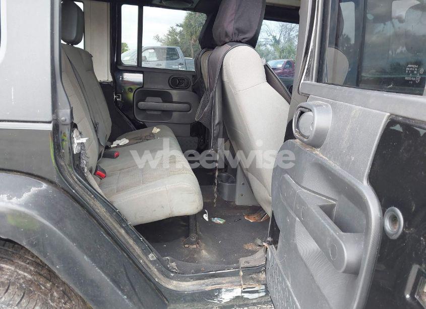 Photo 8 of 2007 Jeep Wrangler UNLIMITED SAHARA (VIN 1J4GB59147L102728)