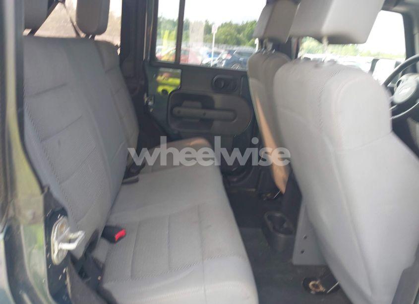 Photo 8 of 2007 Jeep Wrangler UNLIMITED SAHARA (VIN 1J4GB59167L221686)