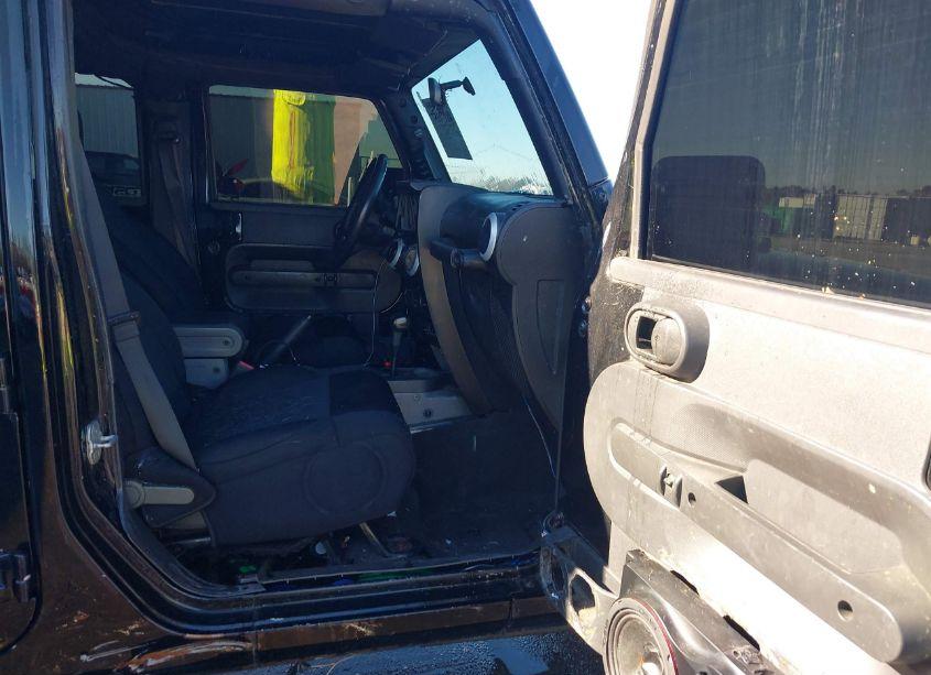 Photo 5 of 2008 Jeep Wrangler UNLIMITED SAHARA (VIN 1J4GB59168L513615)