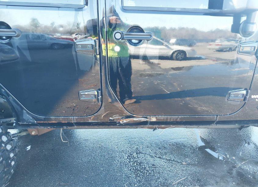 Photo 6 of 2008 Jeep Wrangler UNLIMITED SAHARA (VIN 1J4GB59168L513615)