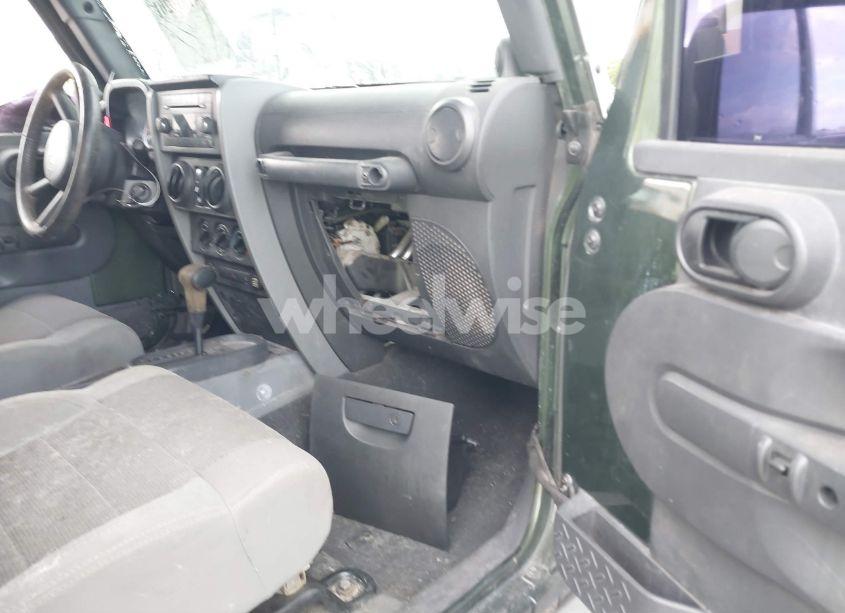 Photo 5 of 2007 Jeep Wrangler UNLIMITED SAHARA (VIN 1J4GB59177L165421)