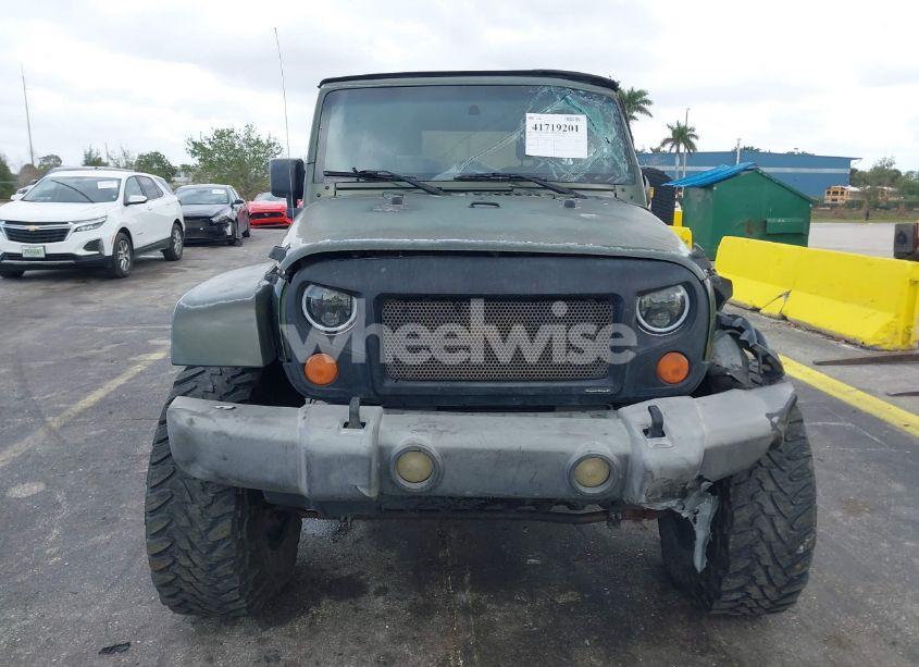 Photo 6 of 2007 Jeep Wrangler UNLIMITED SAHARA (VIN 1J4GB59177L165421)