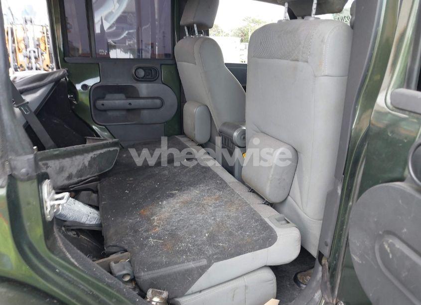 Photo 8 of 2007 Jeep Wrangler UNLIMITED SAHARA (VIN 1J4GB59177L165421)