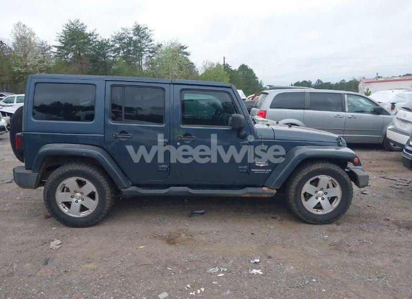 Photo 13 of 2007 Jeep Wrangler UNLIMITED SAHARA (VIN 1J4GB59197L200251)