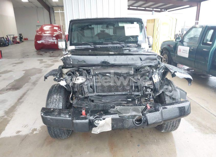 Photo 12 of 2007 Jeep Wrangler UNLIMITED SAHARA (VIN 1J4GB591X7L227636)