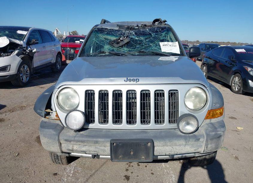 Photo 12 of 2005 Jeep Liberty RENEGADE (VIN 1J4GK38K55W576682)