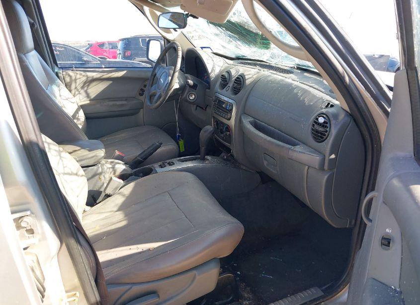 Photo 5 of 2005 Jeep Liberty RENEGADE (VIN 1J4GK38K55W576682)