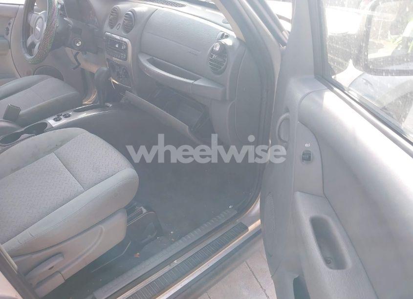 Photo 5 of 2006 Jeep Liberty RENEGADE (VIN 1J4GK38K66W148671)