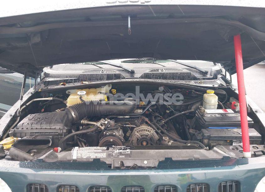 Photo 10 of 2005 Jeep Liberty RENEGADE (VIN 1J4GK38K75W684172)