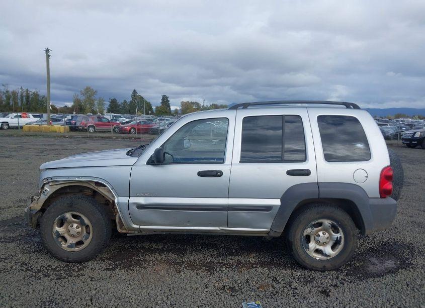 Photo 15 of 2004 Jeep Liberty SPORT (VIN 1J4GK48K04W229751)