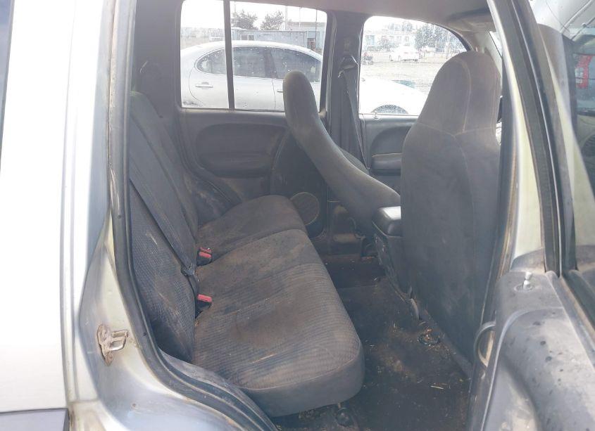 Photo 8 of 2004 Jeep Liberty SPORT (VIN 1J4GK48K04W229751)