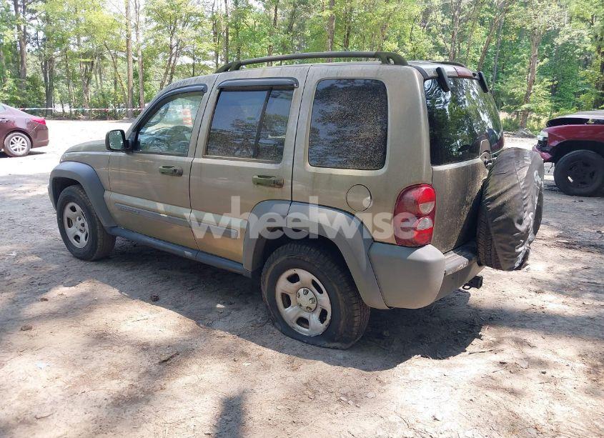 Photo 3 of 2005 Jeep Liberty SPORT (VIN 1J4GK48K05W520008)