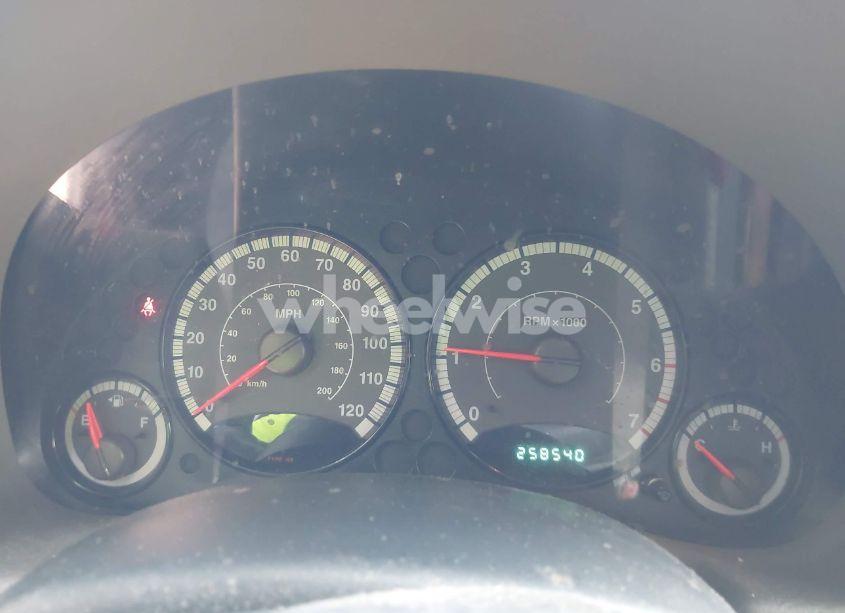 Photo 7 of 2005 Jeep Liberty SPORT (VIN 1J4GK48K05W520008)