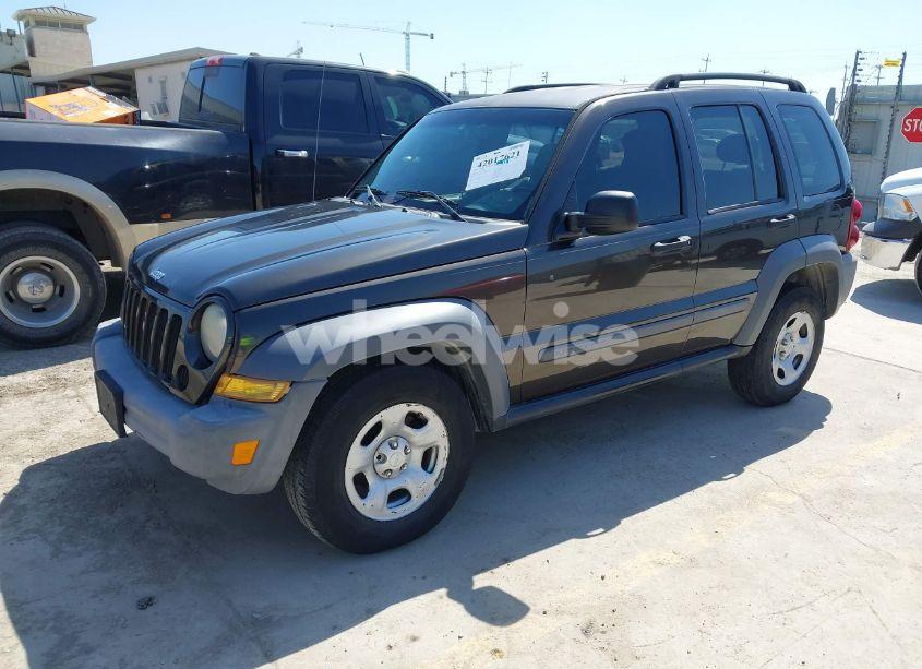 Photo 2 of 2005 Jeep Liberty SPORT (VIN 1J4GK48K05W680096)