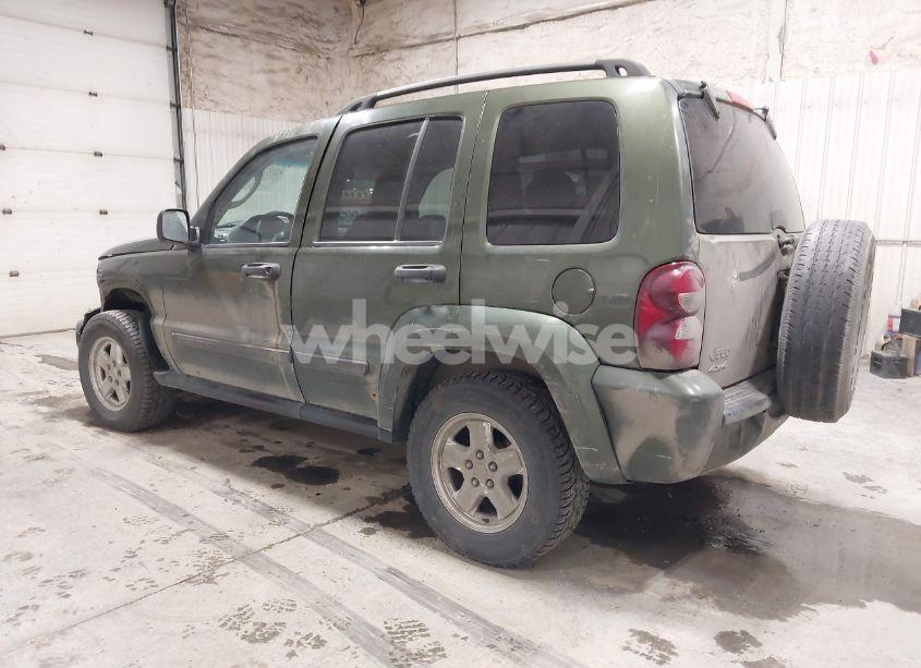 Photo 3 of 2007 Jeep Liberty SPORT (VIN 1J4GK48K17W721838)