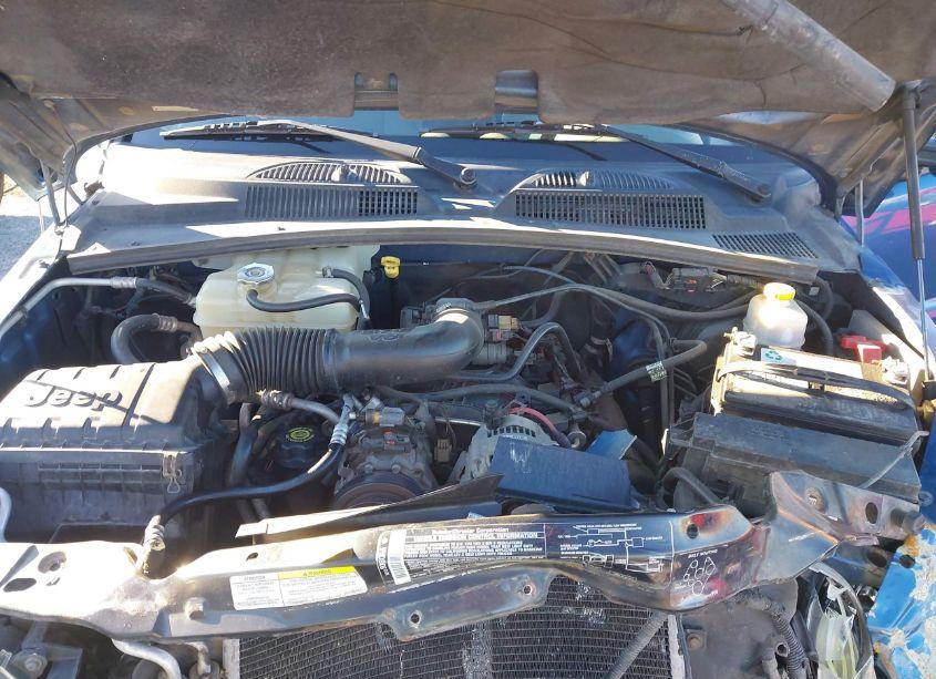 Photo 10 of 2004 Jeep Liberty SPORT (VIN 1J4GK48K24W153997)