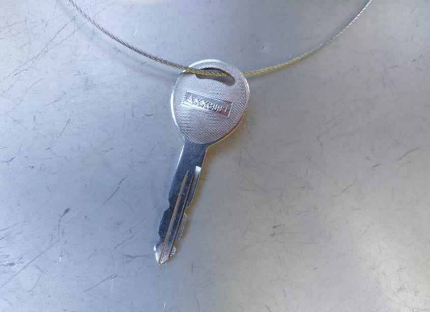 Photo 11 of 2004 Jeep Liberty SPORT (VIN 1J4GK48K24W153997)