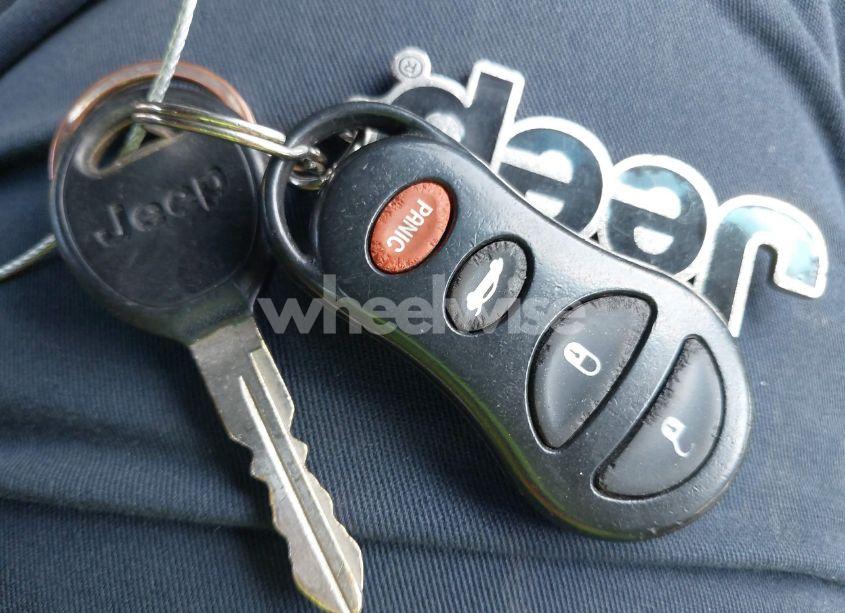 Photo 11 of 2004 Jeep Liberty SPORT (VIN 1J4GK48K24W186921)