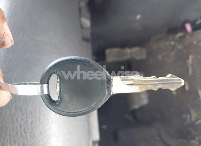 Photo 11 of 2004 Jeep Liberty SPORT (VIN 1J4GK48K24W263237)