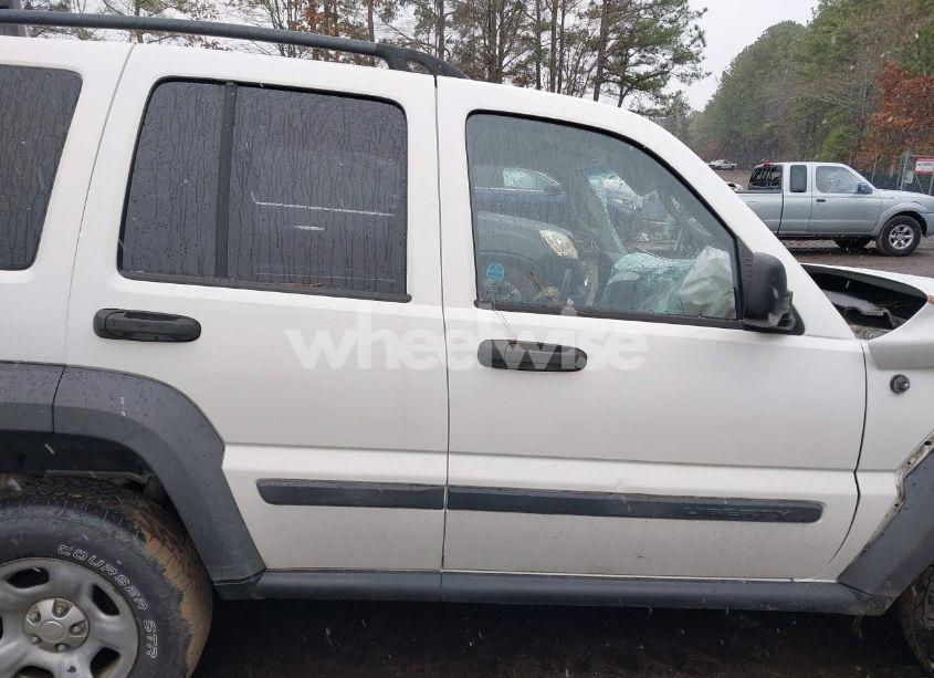 Photo 14 of 2007 Jeep Liberty SPORT (VIN 1J4GK48K37W611793)