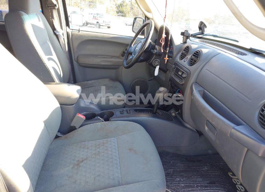 Photo 5 of 2006 Jeep Liberty SPORT (VIN 1J4GK48K66W111982)