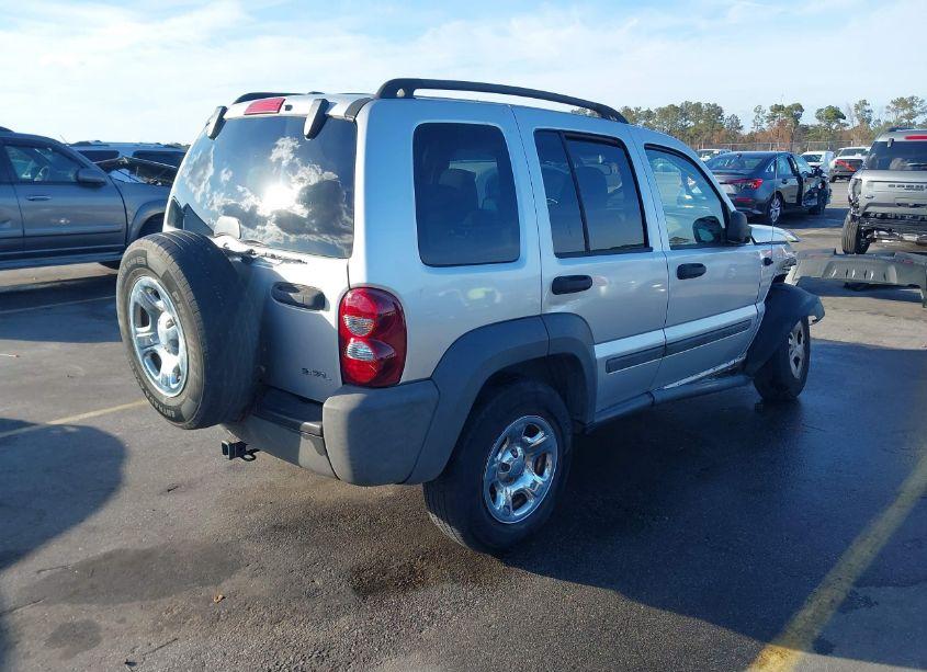 Photo 4 of 2007 Jeep Liberty SPORT (VIN 1J4GK48K67W709071)