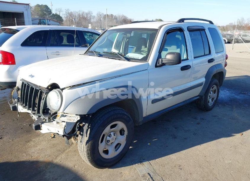 Photo 2 of 2005 Jeep Liberty SPORT (VIN 1J4GK48K75W607761)