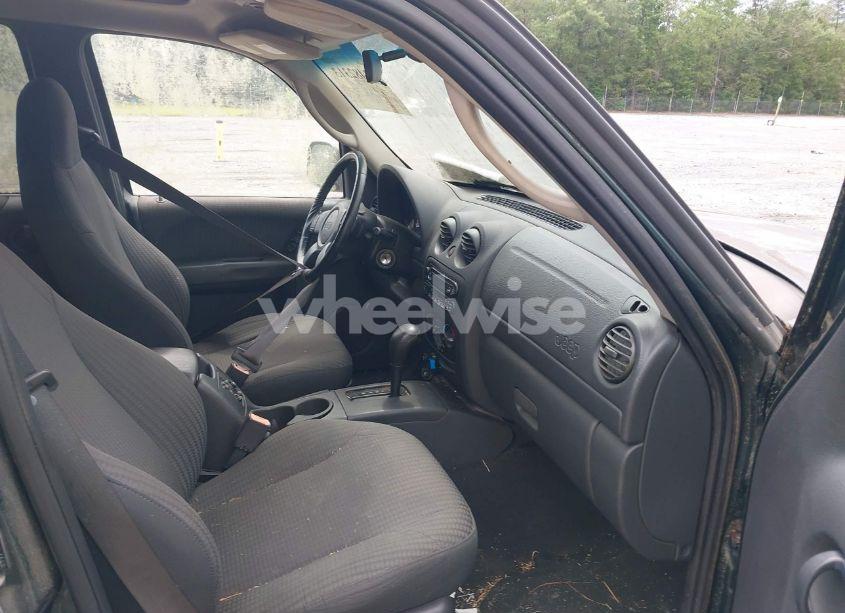 Photo 5 of 2002 Jeep Liberty SPORT (VIN 1J4GK48K82W351318)