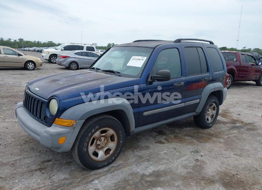 Photo 2 of 2005 Jeep Liberty SPORT (VIN 1J4GK48K95W536384)