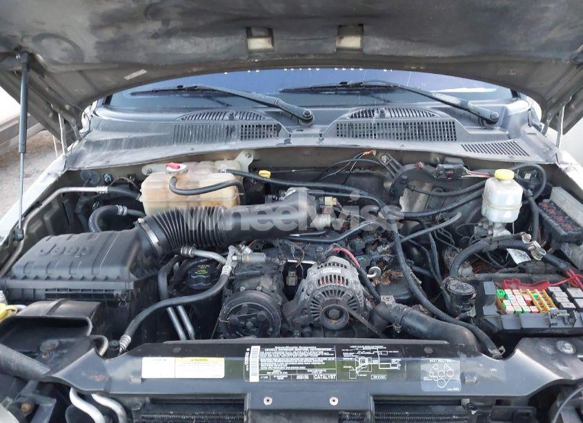 Photo 10 of 2004 Jeep Liberty SPORT (VIN 1J4GK48KX4W263034)