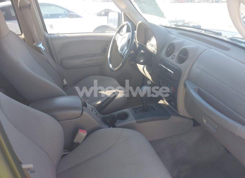 Photo 5 of 2004 Jeep Liberty SPORT (VIN 1J4GK48KX4W295398)