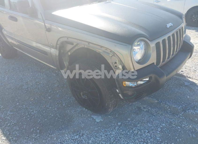 Photo 6 of 2004 Jeep Liberty SPORT (VIN 1J4GK48KX4W295398)