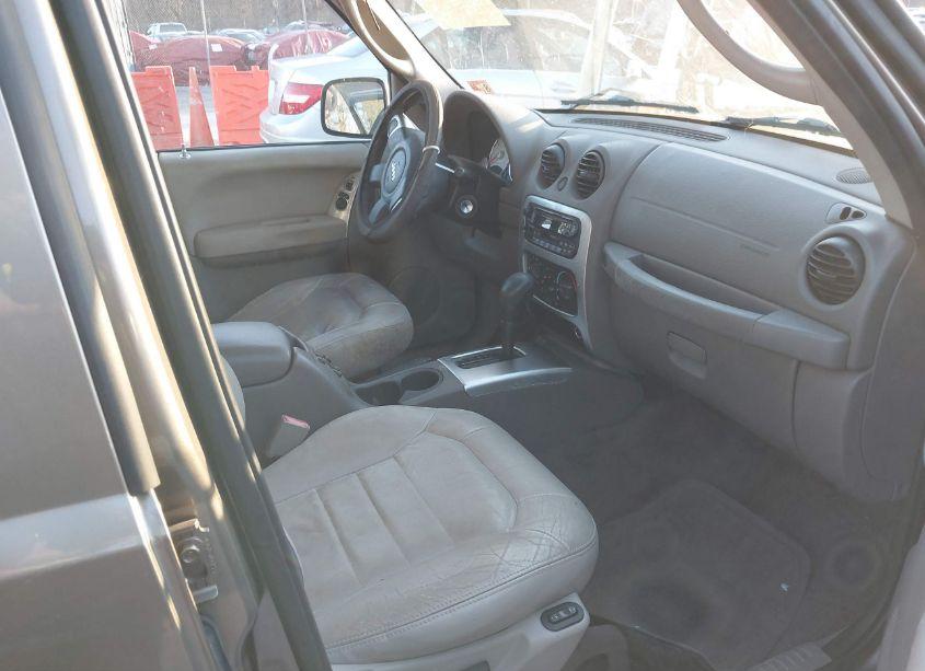 Photo 5 of 2004 Jeep Liberty LIMITED EDITION (VIN 1J4GK58K44W120411)