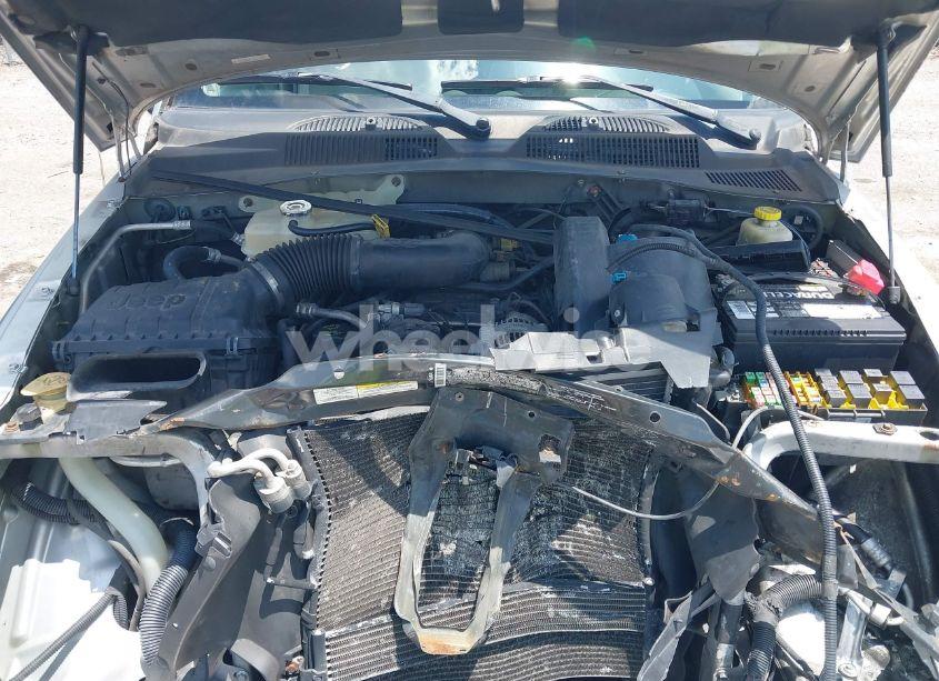 Photo 10 of 2005 Jeep Liberty LIMITED EDITION (VIN 1J4GK58K45W604144)