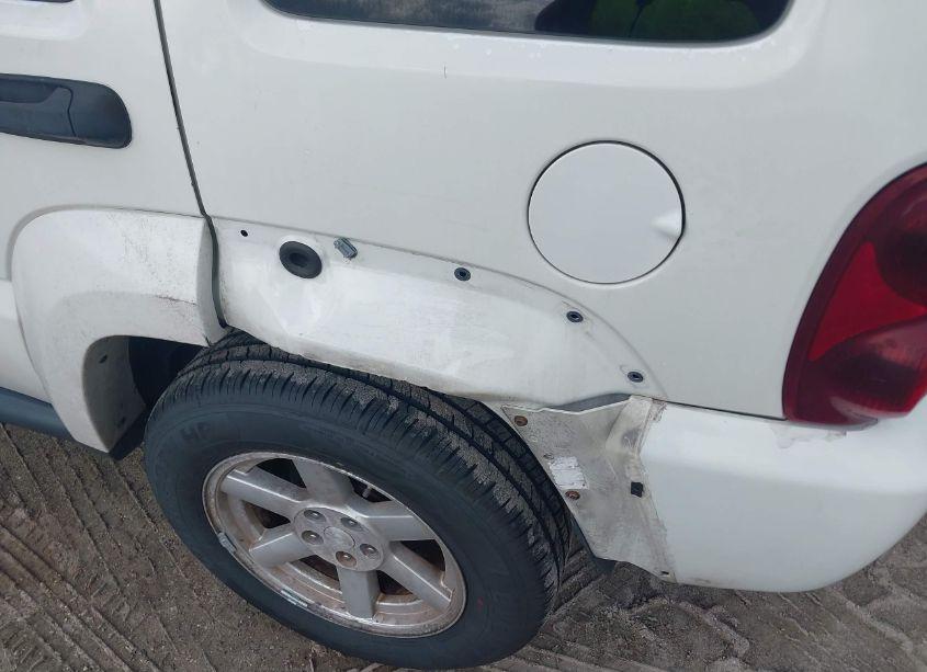 Photo 6 of 2005 Jeep Liberty LIMITED EDITION (VIN 1J4GK58K45W620070)