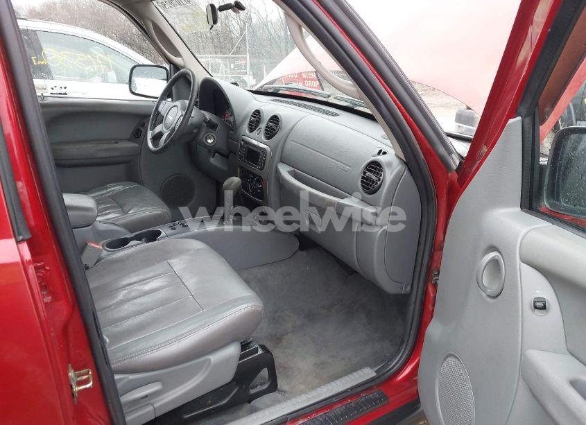 Photo 5 of 2005 Jeep Liberty RENEGADE (VIN 1J4GL38K05W647980)