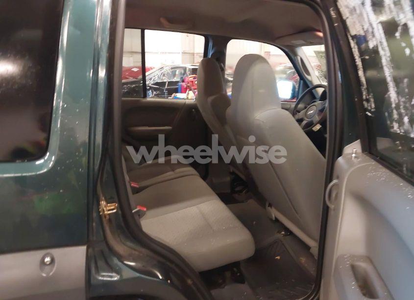 Photo 8 of 2005 Jeep Liberty RENEGADE (VIN 1J4GL38K25W615838)