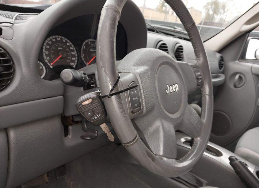 Photo 11 of 2005 Jeep Liberty RENEGADE (VIN 1J4GL38K25W723196)