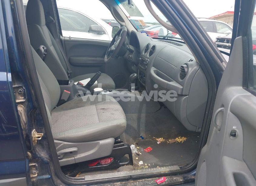 Photo 5 of 2005 Jeep Liberty RENEGADE (VIN 1J4GL38K35W685056)