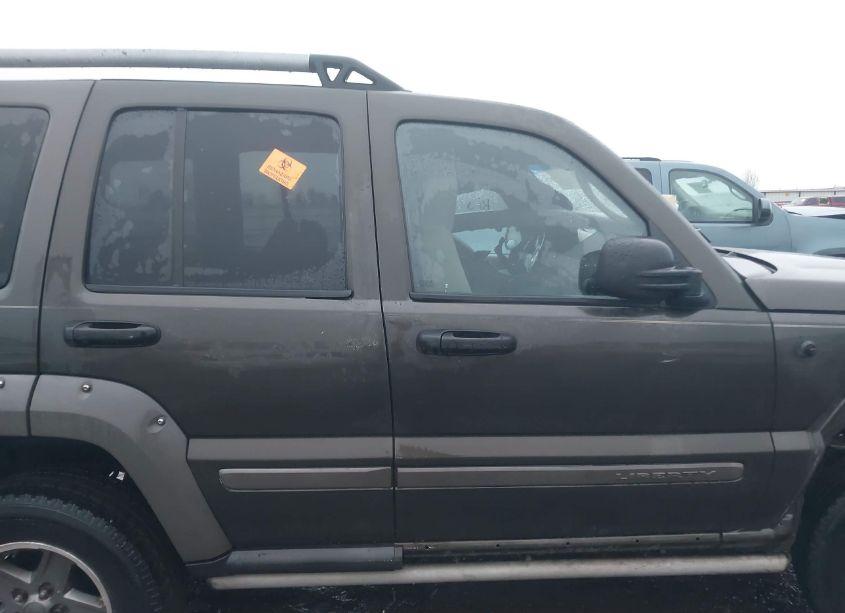 Photo 13 of 2005 Jeep Liberty RENEGADE (VIN 1J4GL38K45W723782)