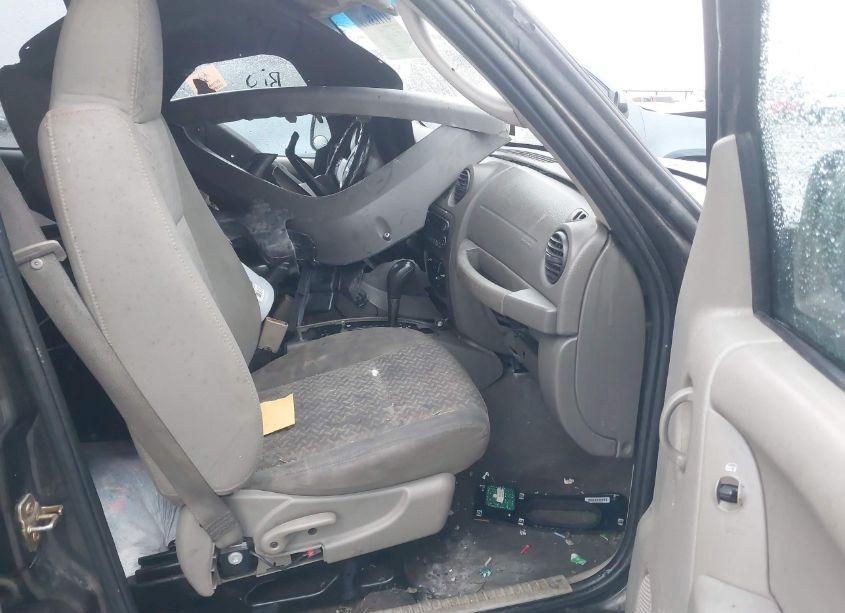 Photo 5 of 2005 Jeep Liberty RENEGADE (VIN 1J4GL38K45W723782)