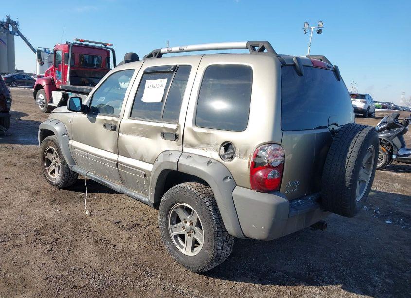 Photo 3 of 2005 Jeep Liberty RENEGADE (VIN 1J4GL38K55W645769)