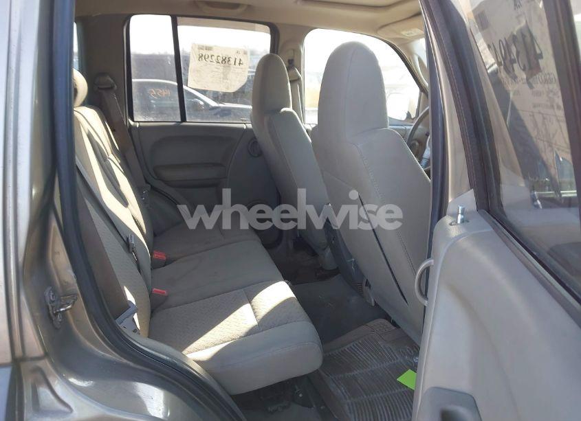 Photo 8 of 2005 Jeep Liberty RENEGADE (VIN 1J4GL38K55W645769)